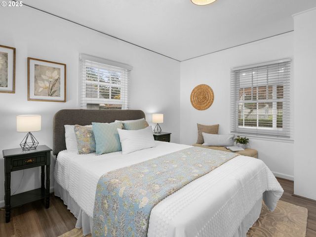 9605 Ne PRESCOTT St, Portland, OR 97220