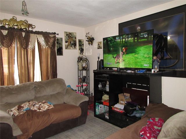 1050 CAPTIVA POINT, Lakeland, FL 33801