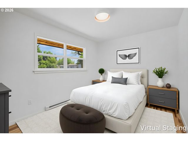 1315 N LOCUST St, Canby, OR 97013