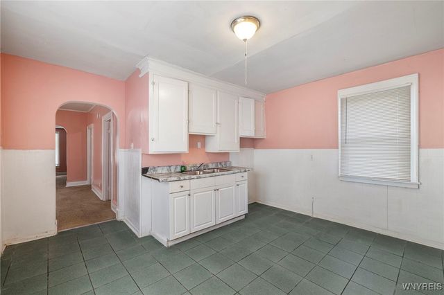 469 Emslie Street, Buffalo, NY 14212