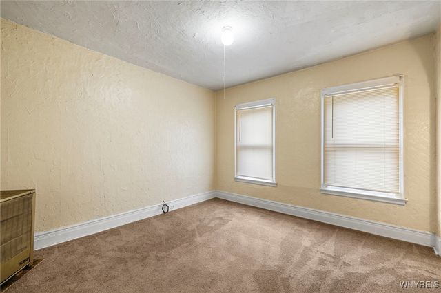 469 Emslie Street, Buffalo, NY 14212