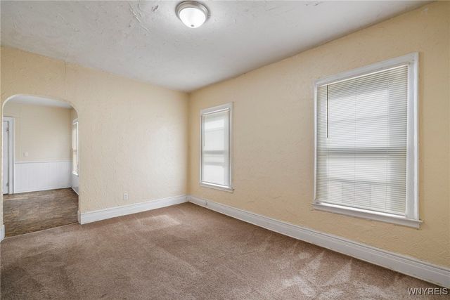 469 Emslie Street, Buffalo, NY 14212