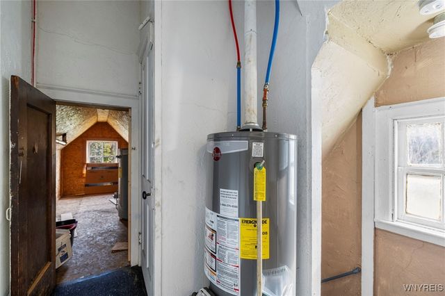 469 Emslie Street, Buffalo, NY 14212