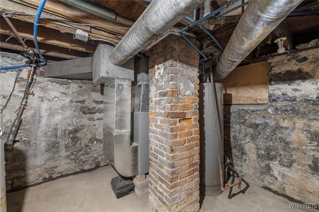 469 Emslie Street, Buffalo, NY 14212