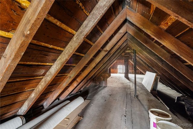 469 Emslie Street, Buffalo, NY 14212