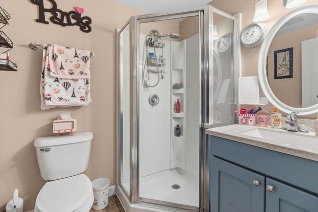 3001 Graydon AVENUE, East Troy, WI 53120