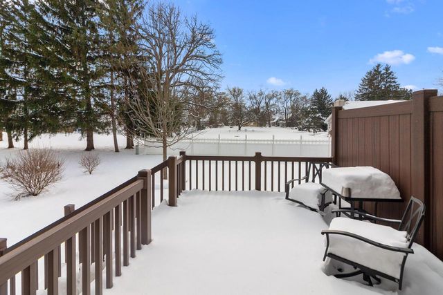 3001 Graydon AVENUE, East Troy, WI 53120