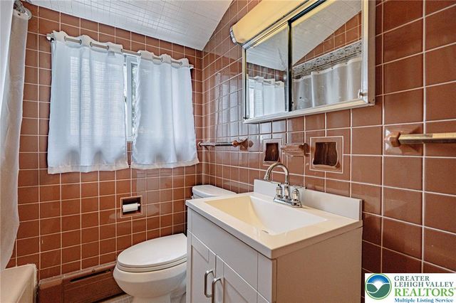 731 North Kearney Street, Allentown City, PA 18109