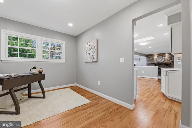 7867 CHESTNUT LEAF RD, Severn, MD 21144