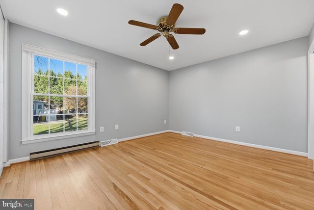 7867 CHESTNUT LEAF RD, Severn, MD 21144