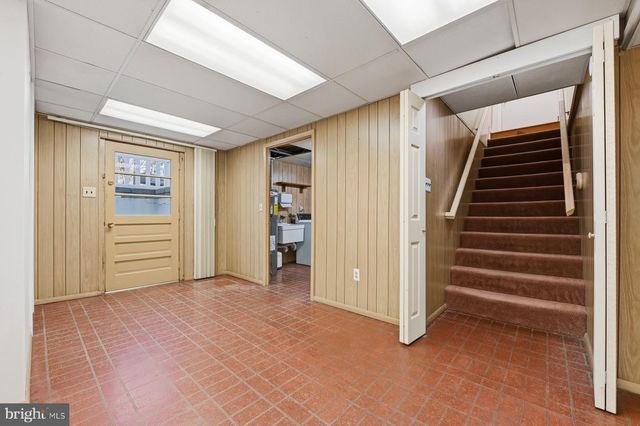 7867 CHESTNUT LEAF RD, Severn, MD 21144