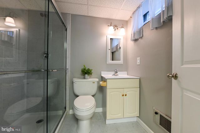 7867 CHESTNUT LEAF RD, Severn, MD 21144