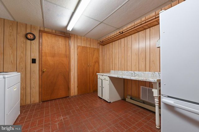 7867 CHESTNUT LEAF RD, Severn, MD 21144