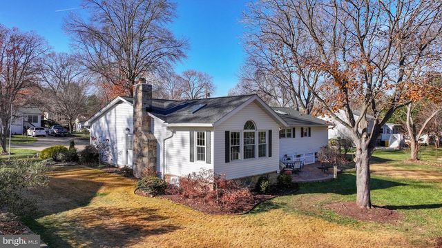 7867 CHESTNUT LEAF RD, Severn, MD 21144