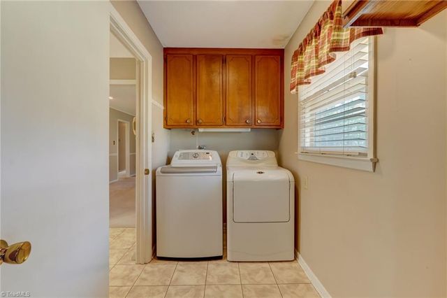 4104 Enchanted Lane, Greensboro, NC 27406