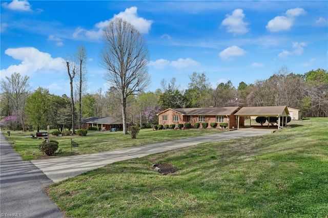 4104 Enchanted Lane, Greensboro, NC 27406