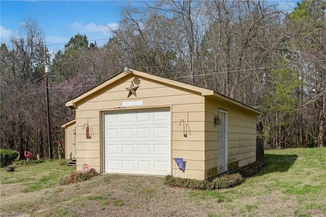 4104 Enchanted Lane, Greensboro, NC 27406