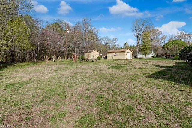 4104 Enchanted Lane, Greensboro, NC 27406