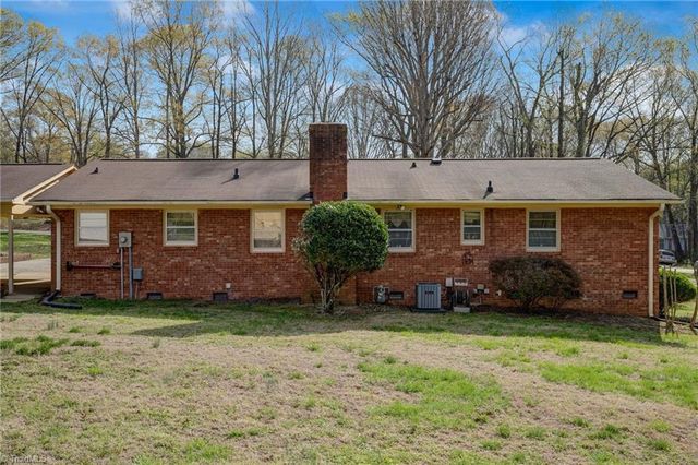 4104 Enchanted Lane, Greensboro, NC 27406