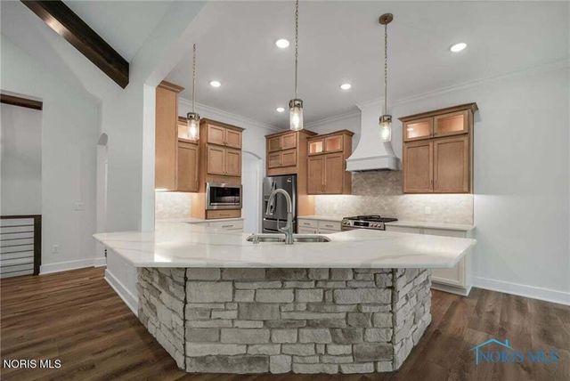 6952 Red Stag Court, Whitehouse, OH 43571