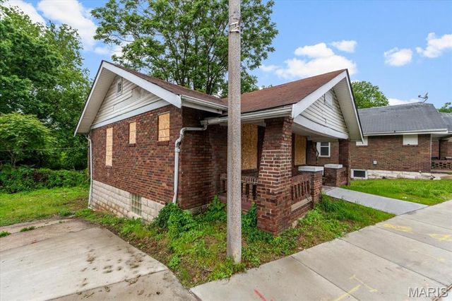 6842 Natural Bridge Road, Beverly Hills, MO 63121