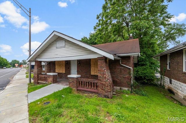 6842 Natural Bridge Road, Beverly Hills, MO 63121