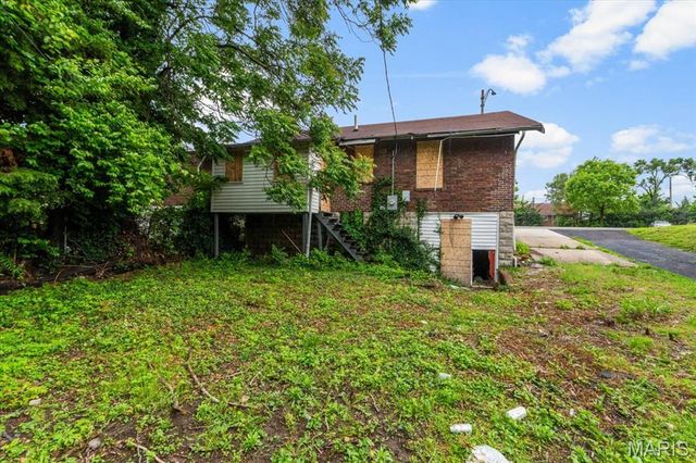6842 Natural Bridge Road, Beverly Hills, MO 63121