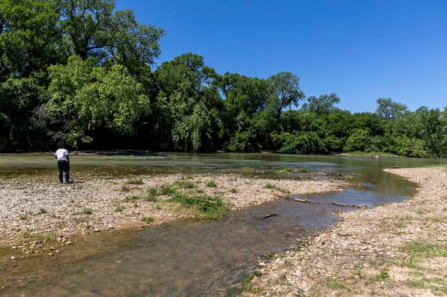 000 Manawianui DR, Bastrop, TX 78602