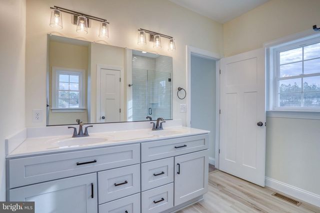 3150 OLD SHARPTOWN RD, Laurel, DE 19956