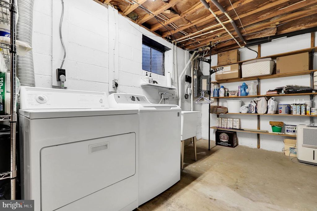 Image 25 of property listing at 19316 FRENCHTON PL, Montgomery Village, MD 20886