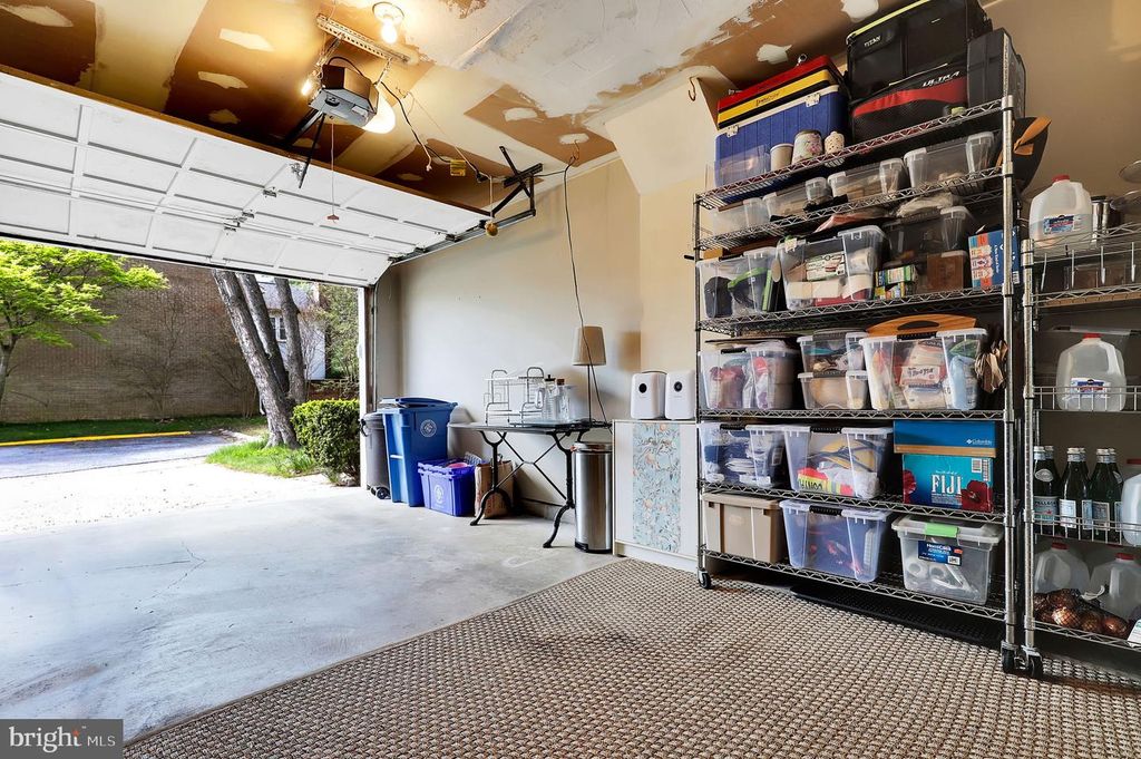 Image 27 of property listing at 19316 FRENCHTON PL, Montgomery Village, MD 20886