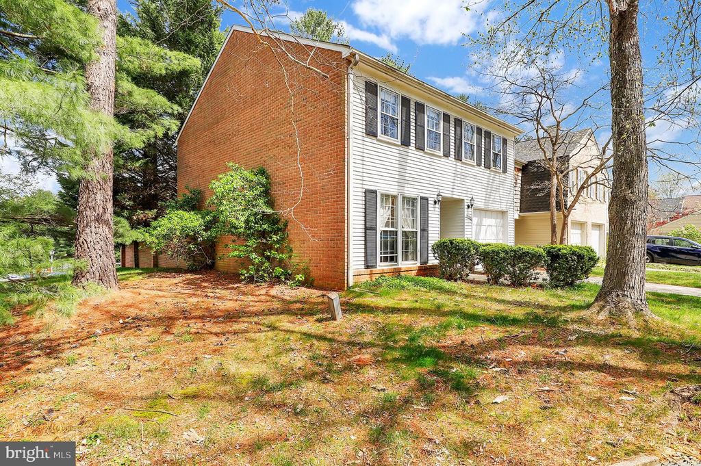 Image 36 of property listing at 19316 FRENCHTON PL, Montgomery Village, MD 20886