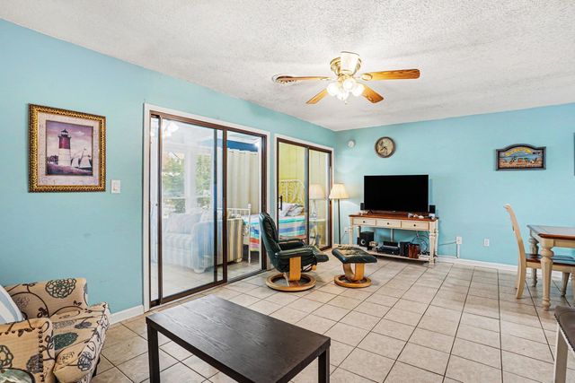 2010 Sand Dunes Dr Apt 103, Myrtle Beach, SC 29577