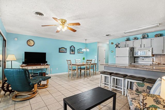 2010 Sand Dunes Dr Apt 103, Myrtle Beach, SC 29577