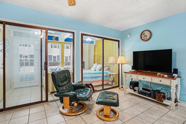2010 Sand Dunes Dr Apt 103, Myrtle Beach, SC 29577