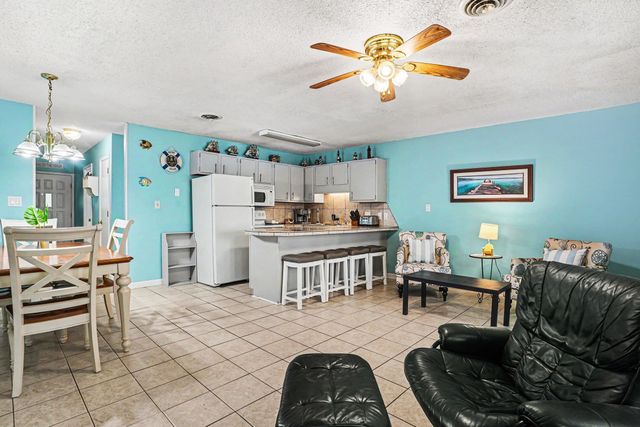 2010 Sand Dunes Dr Apt 103, Myrtle Beach, SC 29577