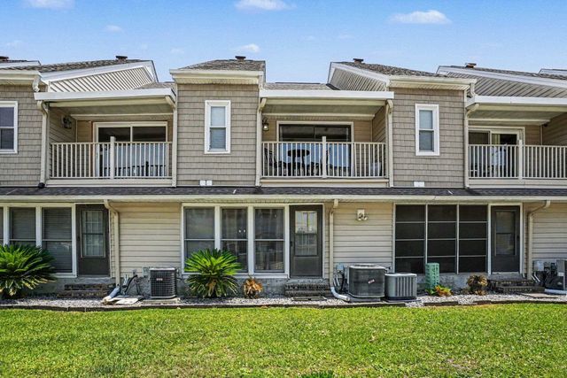 2010 Sand Dunes Dr Apt 103, Myrtle Beach, SC 29577