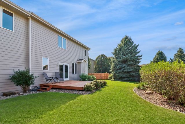9001 Oakwood Drive, Urbandale, IA 50322