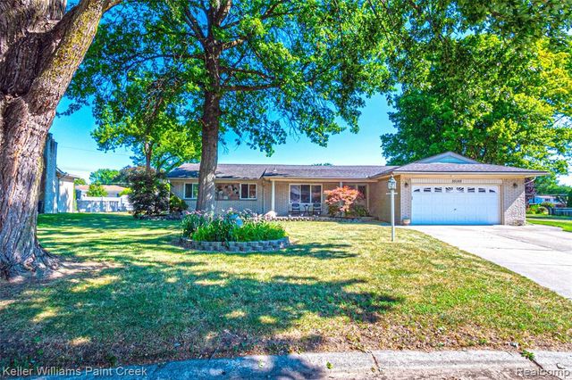35152 Kesler Court, Clinton Township, MI 48035