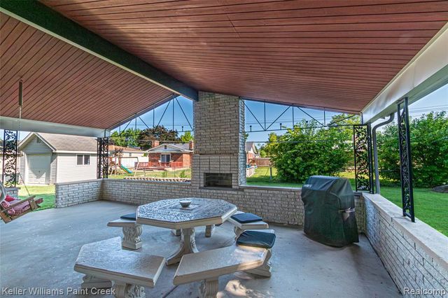 35152 Kesler Court, Clinton Township, MI 48035