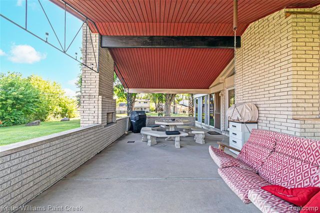 35152 Kesler Court, Clinton Township, MI 48035
