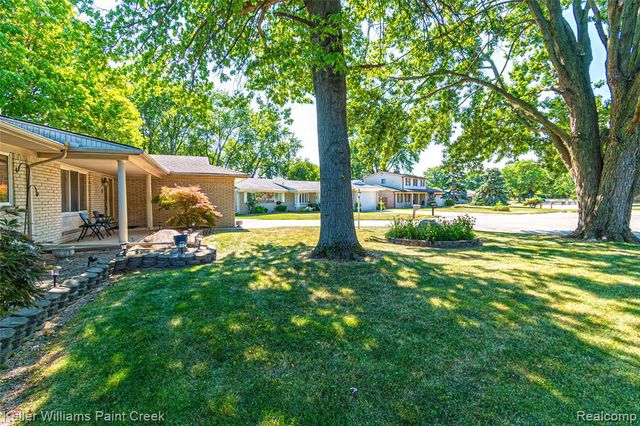 35152 Kesler Court, Clinton Township, MI 48035
