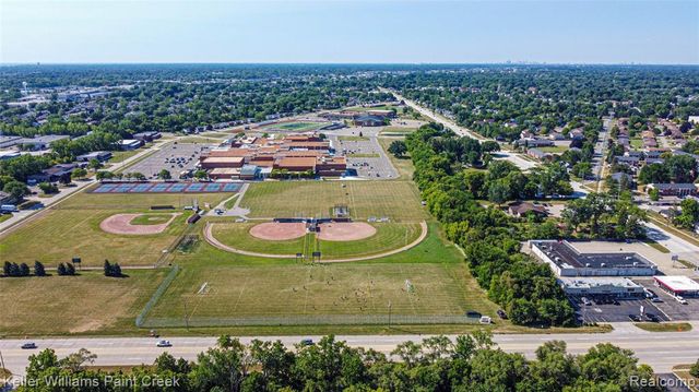 35152 Kesler Court, Clinton Township, MI 48035