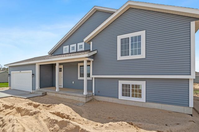 5229 Lilac Lane, Fremont, MI 49412