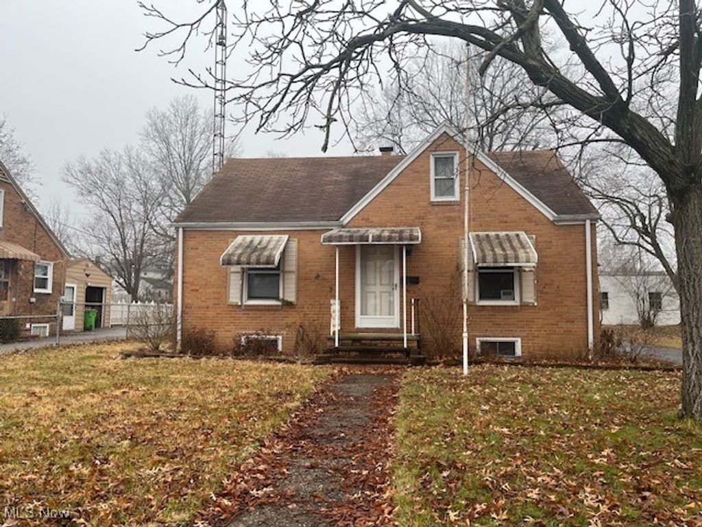 2351 S Freedom Avenue, Alliance, OH 44601