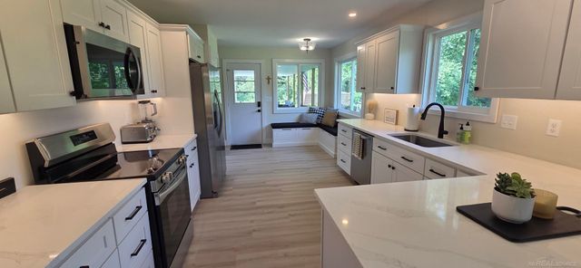 5375 Babcock Road, Lexington Twp, MI 48450
