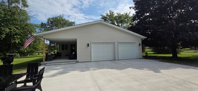 5375 Babcock Road, Lexington Twp, MI 48450