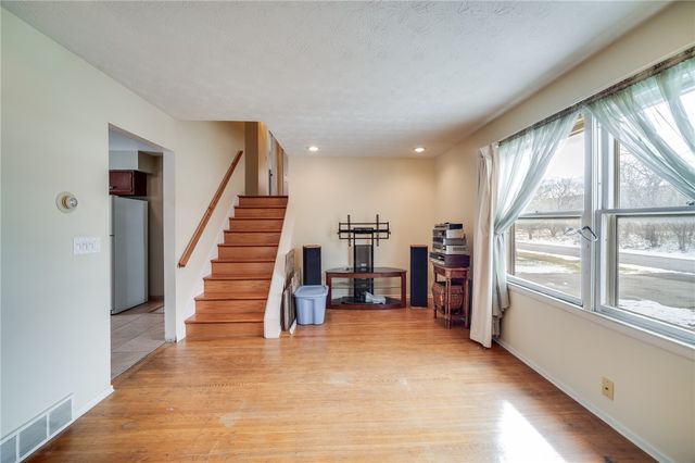 34 Evelyn Street, Gates, NY 14606