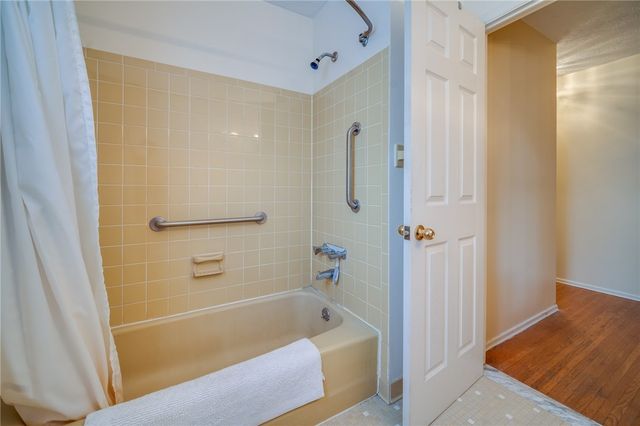 34 Evelyn Street, Gates, NY 14606