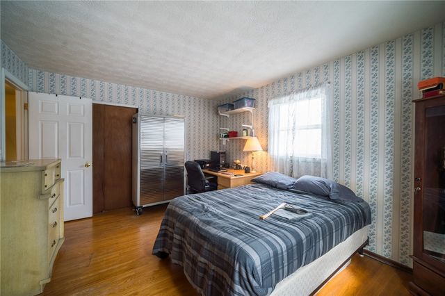 34 Evelyn Street, Gates, NY 14606